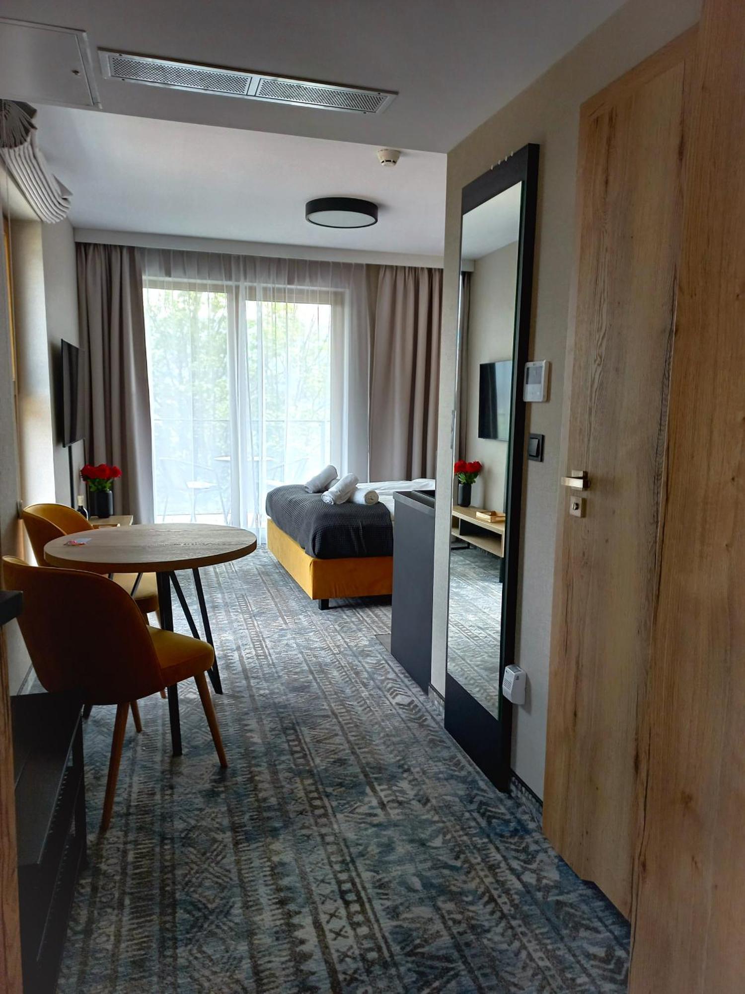 Komfortowy Z Widokiem Na Gory Z Sauna Oraz Basenem Zloty Horyzont Apartment *